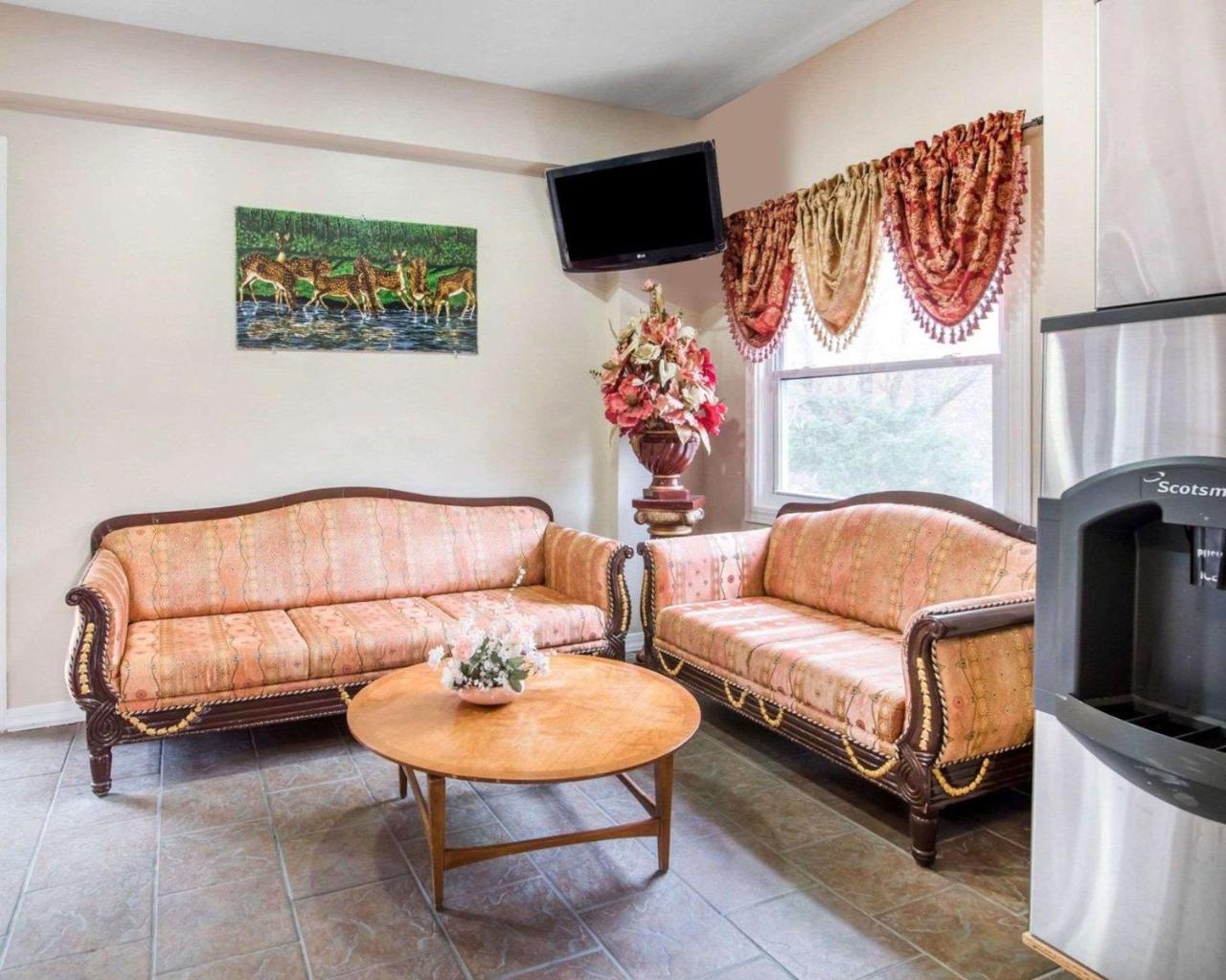 Econo Lodge New Paltz Ngoại thất bức ảnh