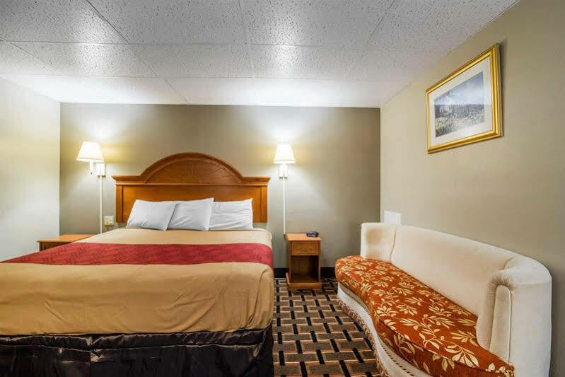Econo Lodge New Paltz Ngoại thất bức ảnh
